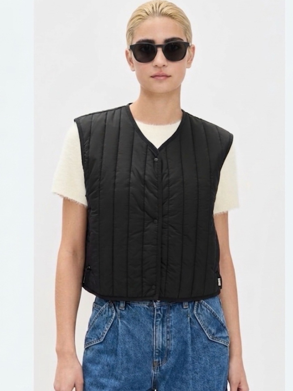 RAINS - new women’s Banja short liner Vest front button quilted V - neck size L‎